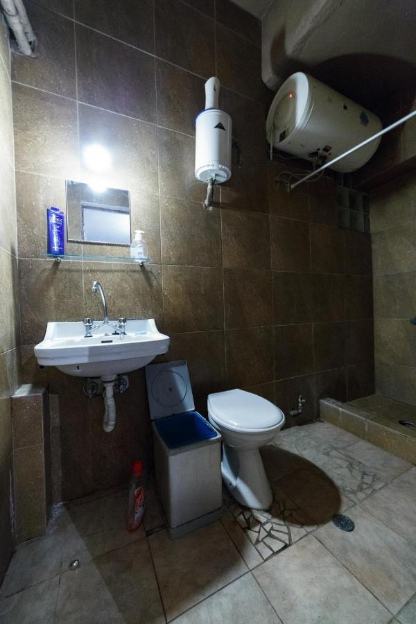 Private Flat For 2 Or 3 With Back Yard Near Exarhia Square And Archaelogical Museum Apartment Athens Exterior photo